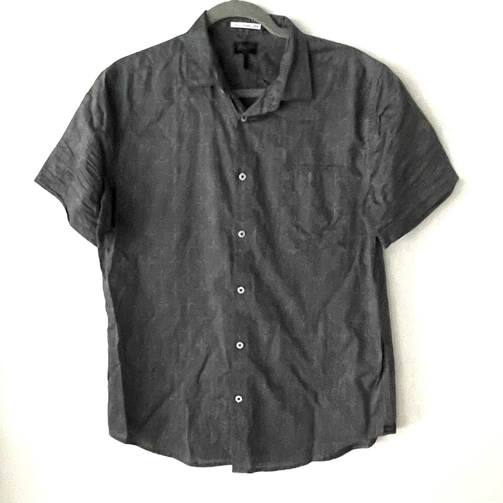 Men’s Good Man Button Down Short Sleeve Shirt Medium